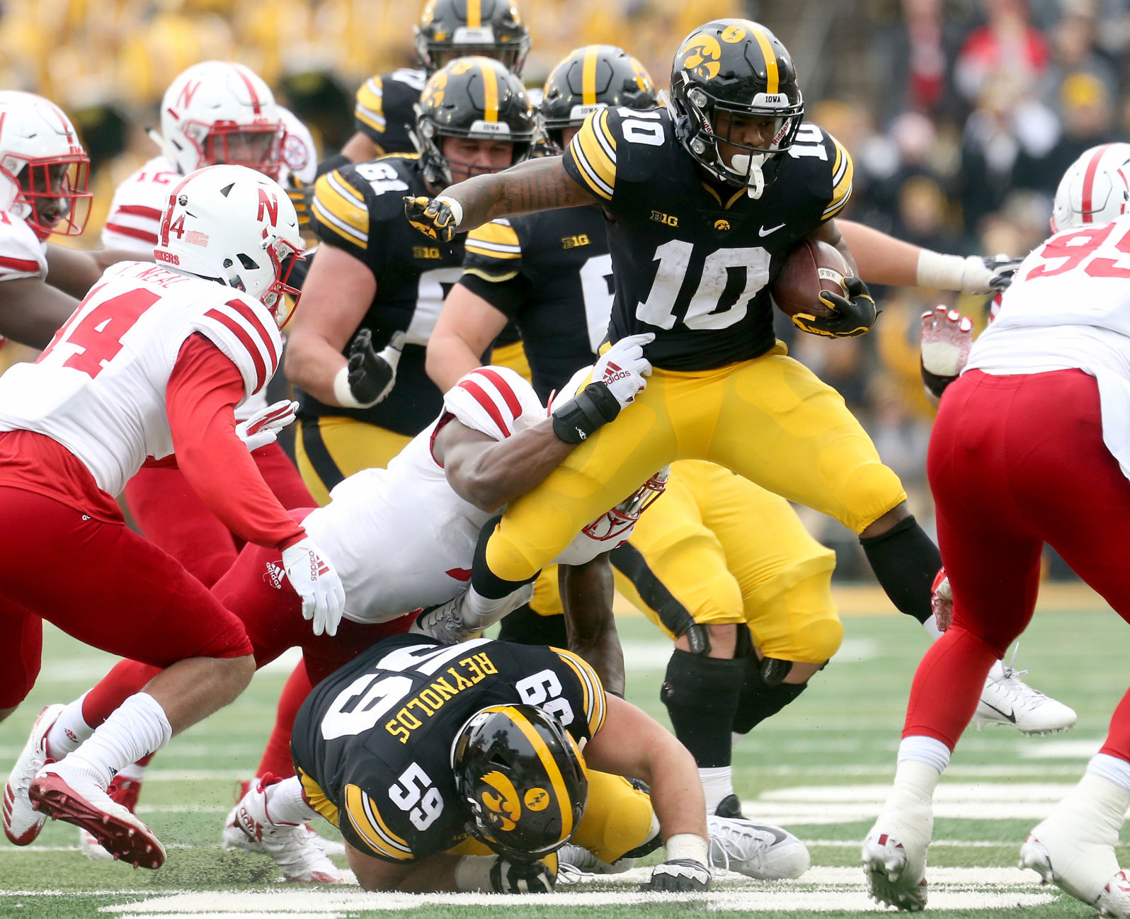 112318-Iowa-Football-008